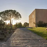 Do Canal Nature Retreat - Small Luxury Of The World